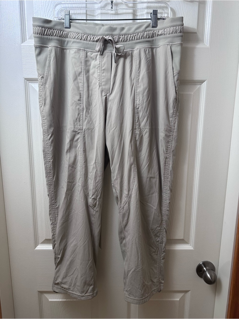Dance Studio Mid-Rise Cropped Pant Size 14